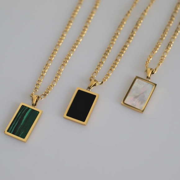 Pearl Rectangle Necklace - Picture 4 of 7